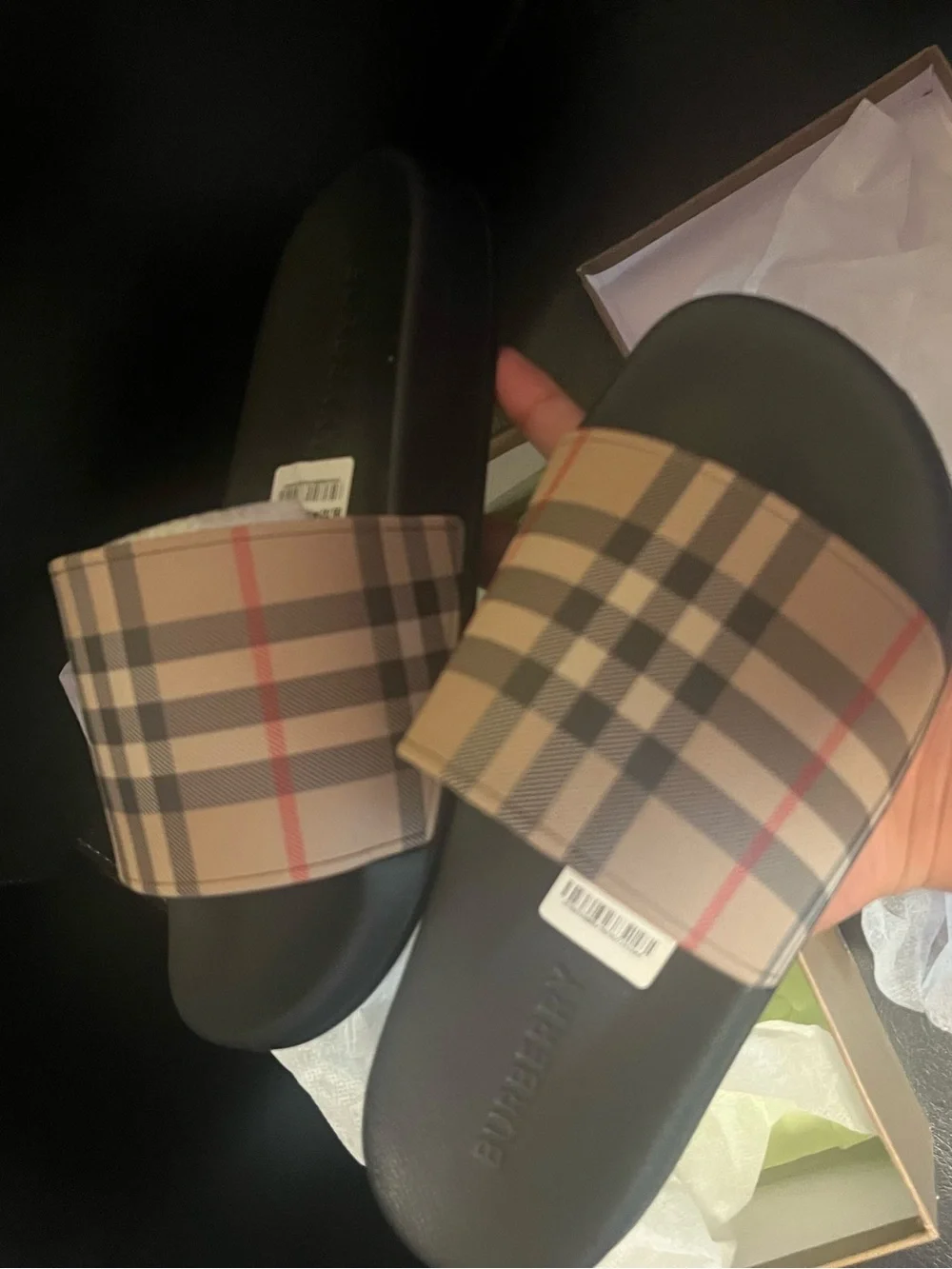 Woman burburry sandals size 6 only good deals Lmkk